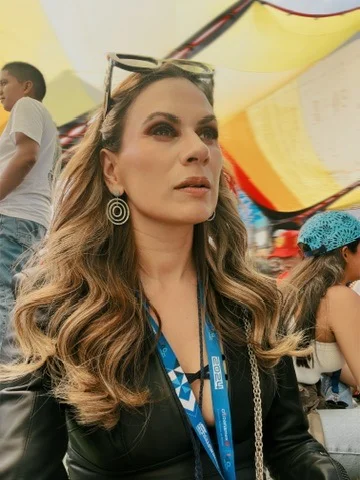 Sahra-Josephine at an outdoor event